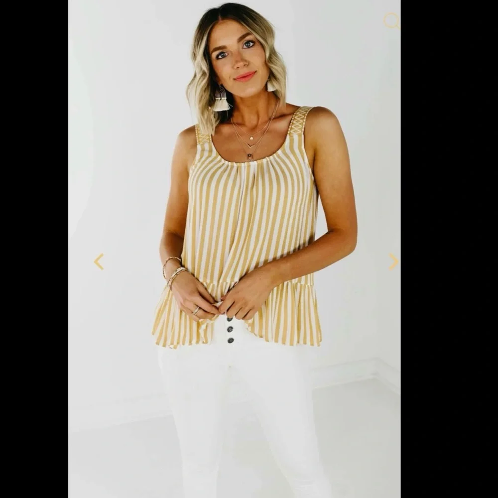 NWOT: summer tank top - Picture 3 of 6